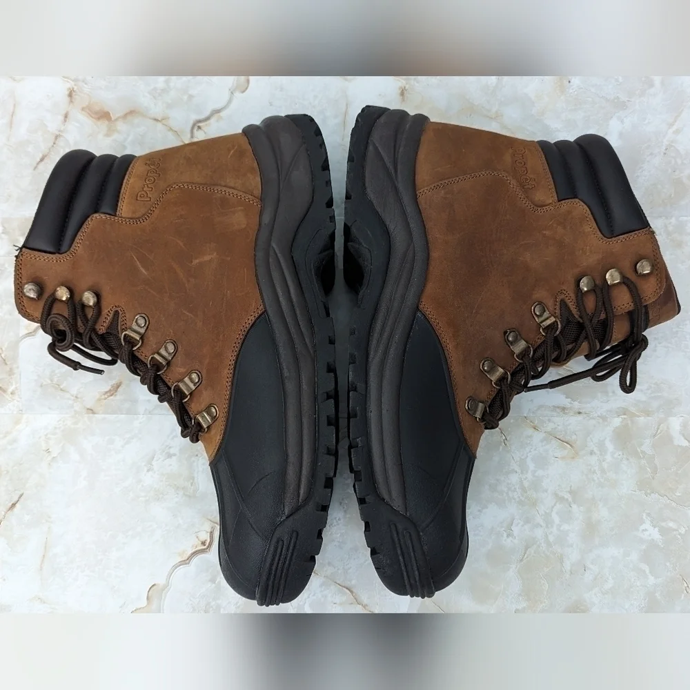 Propet Men's Leather Blizzard Mid Lace Boot Size 13 M(D)
